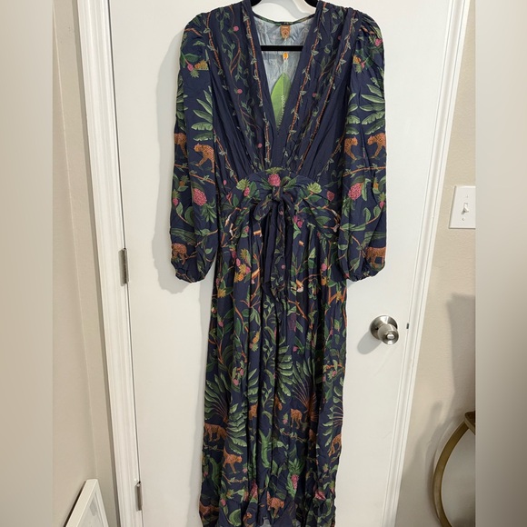 SOLD FARM Rio Jungle Print Long Sleeve Dress - Picture 2 of 2